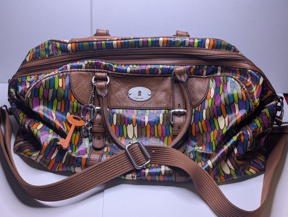 Fossil Key-Per Weekender Duffel Travel Bag Crossbody Multicolor Key Charm